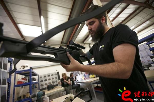 星際迷航中的3D打印道具,3D打印技術(shù)新應(yīng)用之3d打印電影影視道具_(dá)有哪些優(yōu)缺點(diǎn) 星際迷航中的3D打印道具,3D打印技術(shù)新應(yīng)用之3d打印電影影視道具_(dá)有哪些優(yōu)缺點(diǎn)